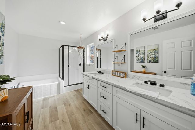 18101 Ghost Town Street, Tehachapi, CA 93561