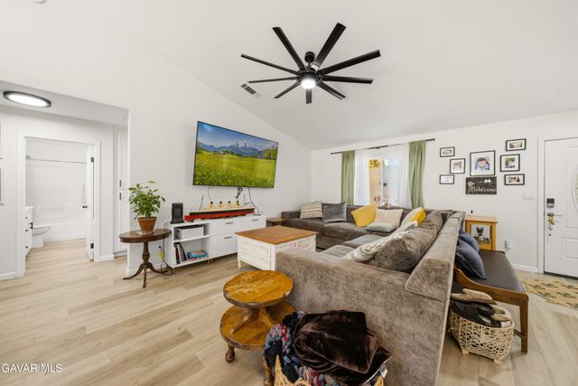 18101 Ghost Town Street, Tehachapi, CA 93561