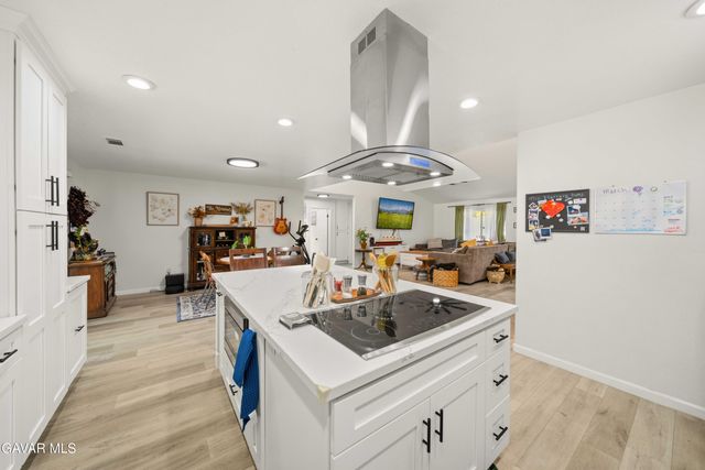 18101 Ghost Town Street, Tehachapi, CA 93561