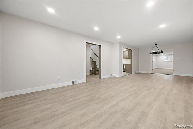 13534 Vassar Avenue, Detroit, MI 48235