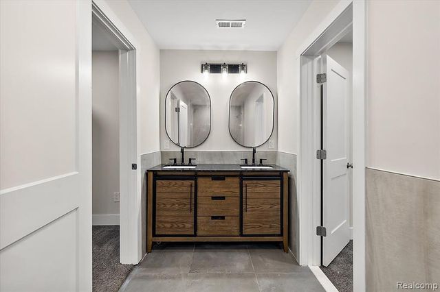 13534 Vassar Avenue, Detroit, MI 48235