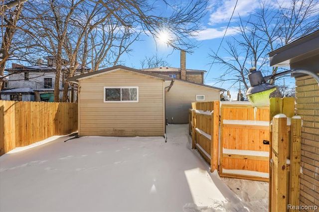 13534 Vassar Avenue, Detroit, MI 48235