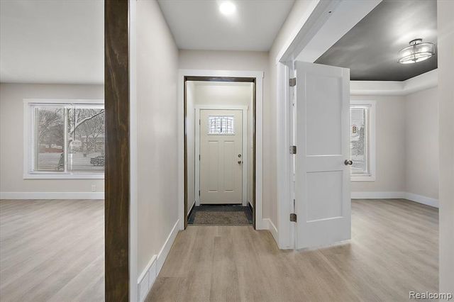 13534 Vassar Avenue, Detroit, MI 48235