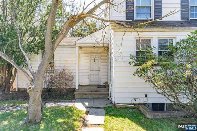 442 Seven Oaks Road, Orange, NJ 07050