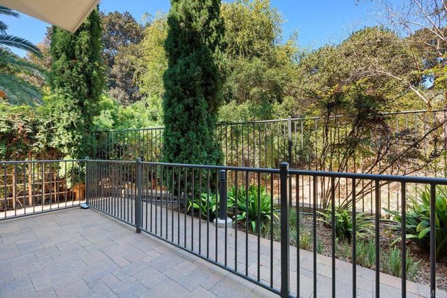 2406 Torrey Pines Road 148, La Jolla, CA 92037