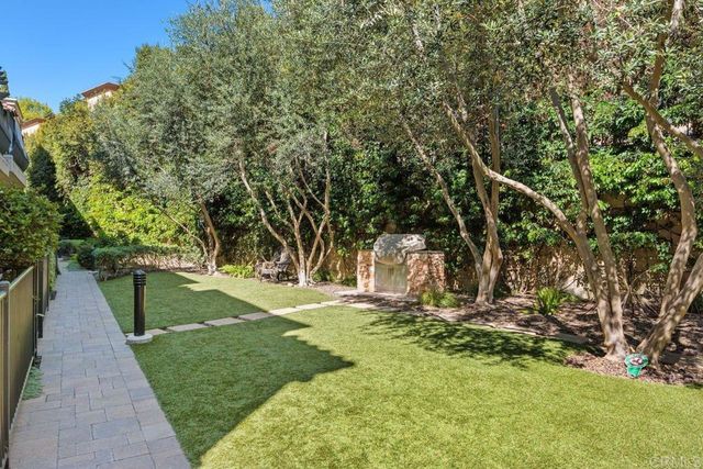 2406 Torrey Pines Road 148, La Jolla, CA 92037