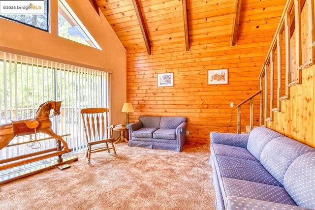 20830 Point View Dr, Groveland, CA 95321