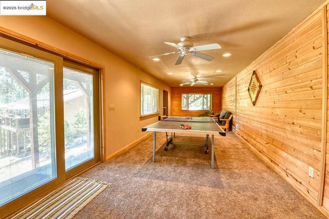 20830 Point View Dr, Groveland, CA 95321