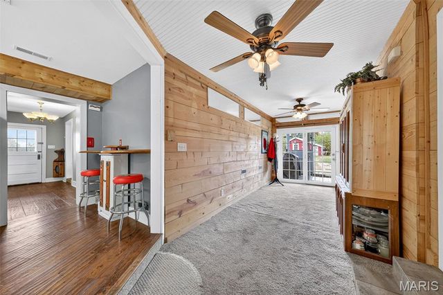 283 Highway W, Foristell, MO 63348