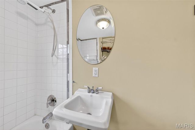 283 Highway W, Foristell, MO 63348