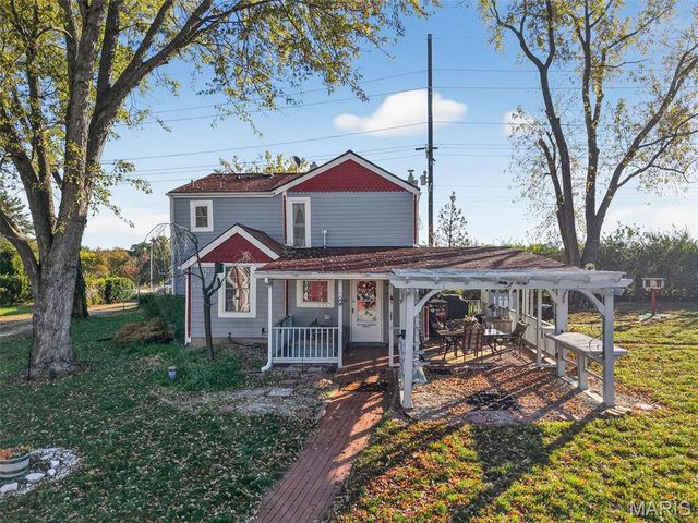 283 Highway W, Foristell, MO 63348