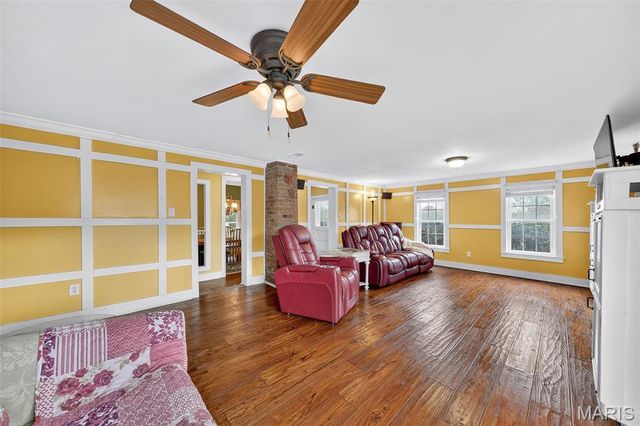 283 Highway W, Foristell, MO 63348