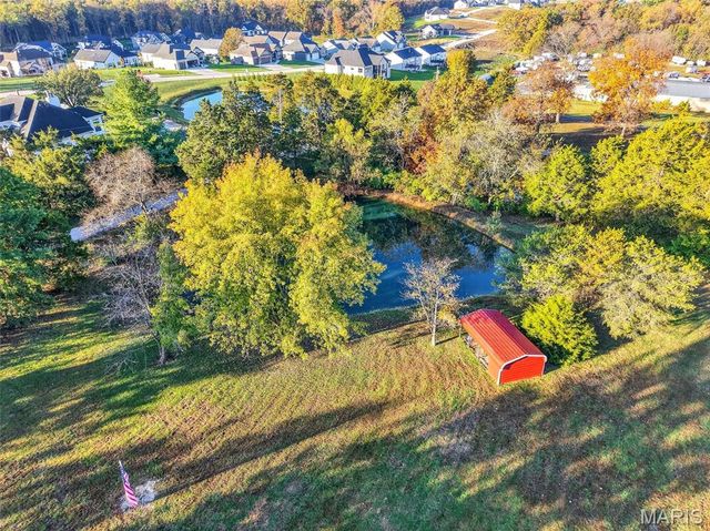 283 Highway W, Foristell, MO 63348