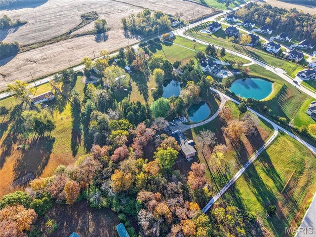 283 Highway W, Foristell, MO 63348