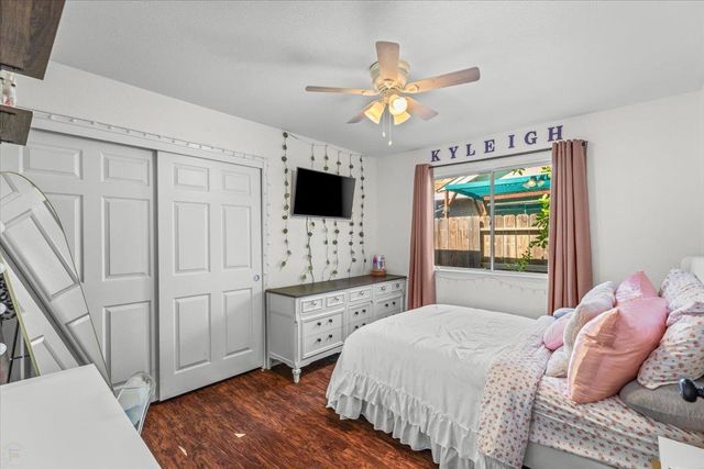 3805 Ellenboro Ave, Modesto, CA 95357