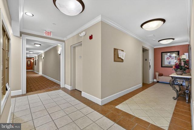 6704 Holly Farm Ln Unit 112, Warrenton, VA 20187