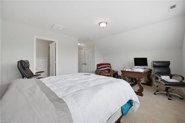 977 Hillpoint RD, Suffolk, VA 23434