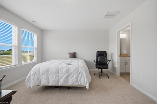 977 Hillpoint RD, Suffolk, VA 23434