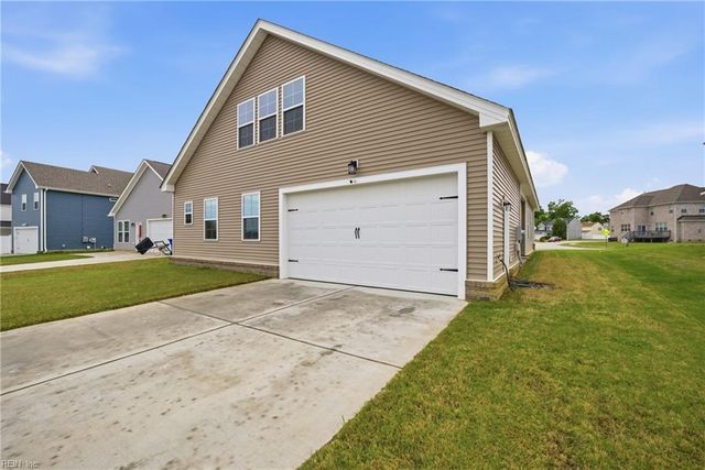 977 Hillpoint RD, Suffolk, VA 23434