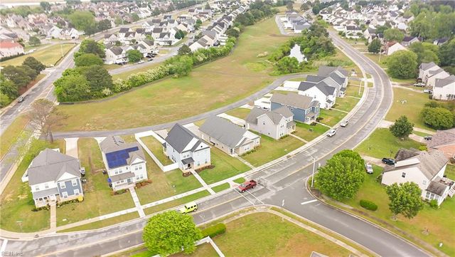 977 Hillpoint RD, Suffolk, VA 23434