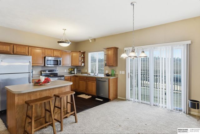 7664 Potter St, Omaha, NE 68122