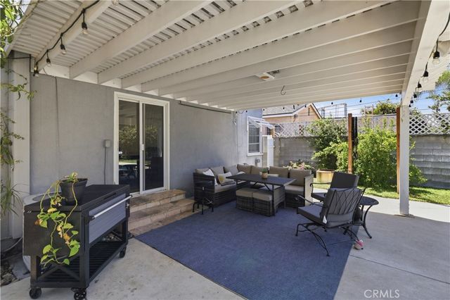 1845 N Evergreen, Burbank, CA 91505