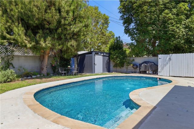 1845 N Evergreen, Burbank, CA 91505
