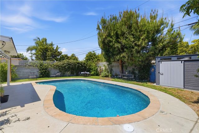 1845 N Evergreen, Burbank, CA 91505