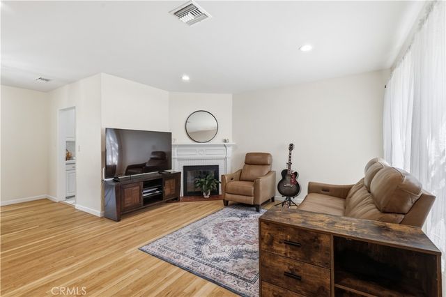 1845 N Evergreen, Burbank, CA 91505