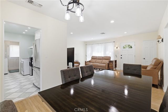 1845 N Evergreen, Burbank, CA 91505
