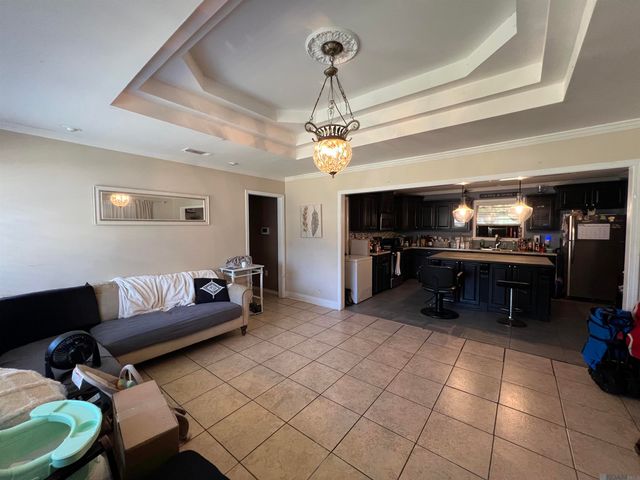 8860 Sharon Hills St, Baton Rouge, LA 70811