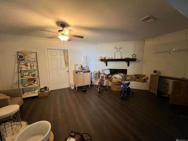 8860 Sharon Hills St, Baton Rouge, LA 70811