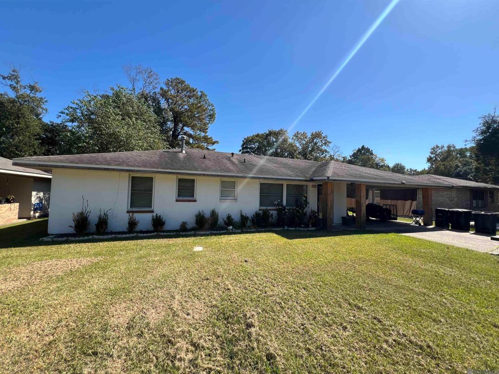 8860 Sharon Hills St, Baton Rouge, LA 70811