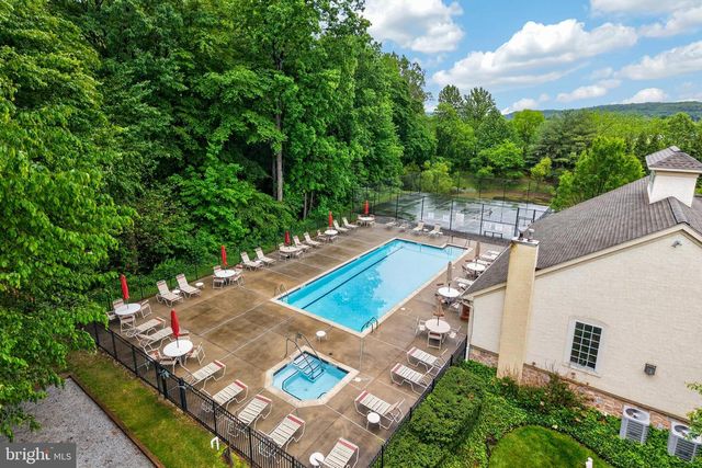 1703 OPEN HEARTH RD, Downingtown, PA 19335