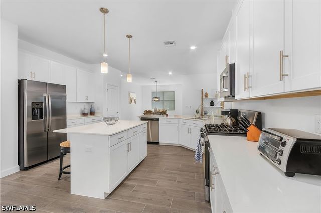 20210 Kingmont DR, Estero, FL 33913