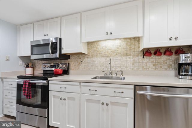 162 GOLF CLUB DR, Langhorne, PA 19047