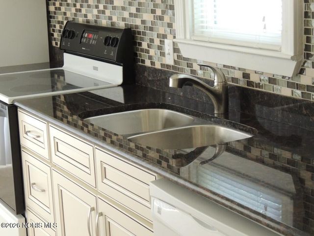 5713 Comet Avenue, Toledo, OH 43623