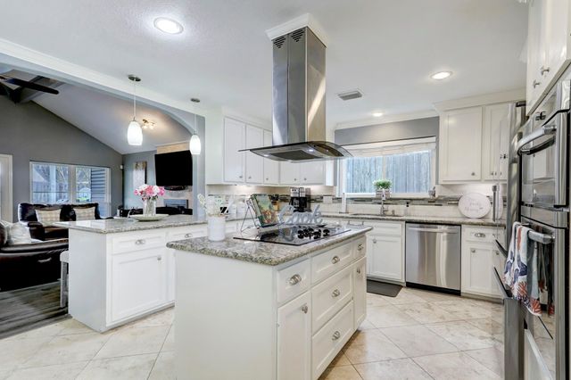 2235 Round Lake Drive, Houston, TX 77077