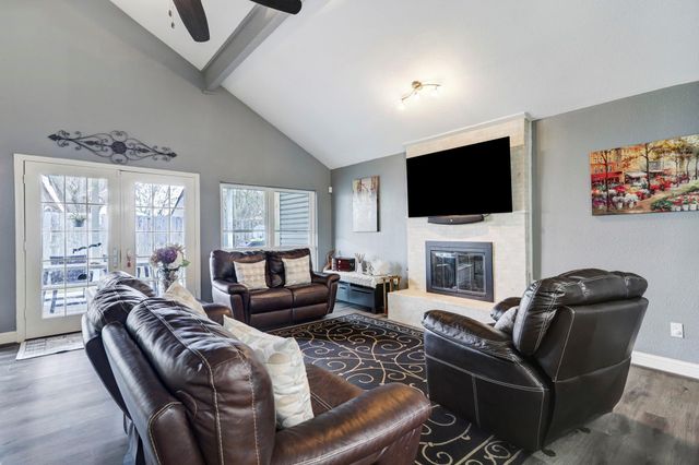 2235 Round Lake Drive, Houston, TX 77077