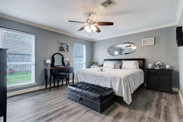 2235 Round Lake Drive, Houston, TX 77077