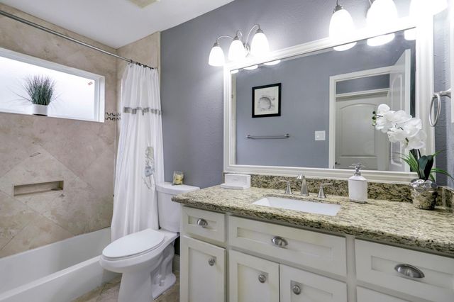 2235 Round Lake Drive, Houston, TX 77077