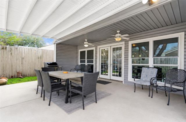 2235 Round Lake Drive, Houston, TX 77077