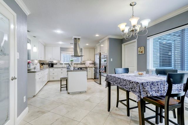2235 Round Lake Drive, Houston, TX 77077