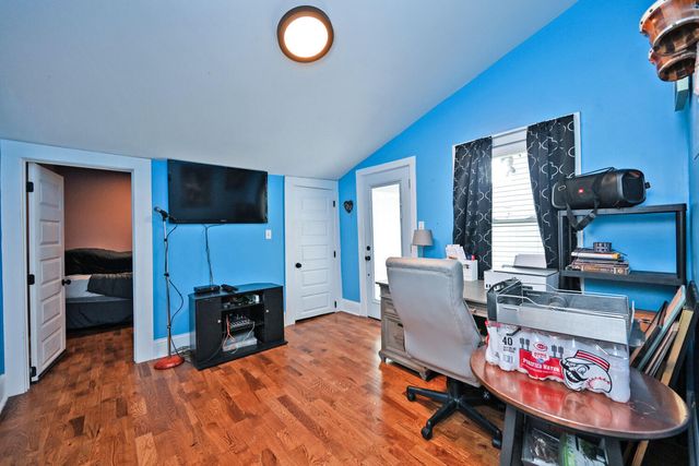 843 Central Avenue, Newport, KY 41071