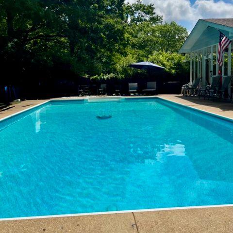 25 Carolyn Lane, Rossville, GA 30741
