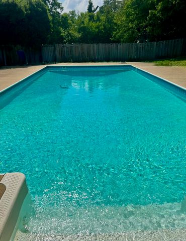 25 Carolyn Lane, Rossville, GA 30741