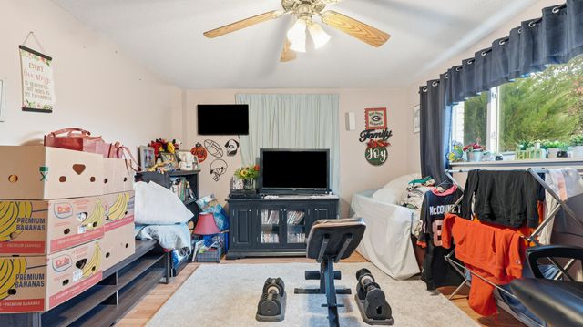 25 Carolyn Lane, Rossville, GA 30741