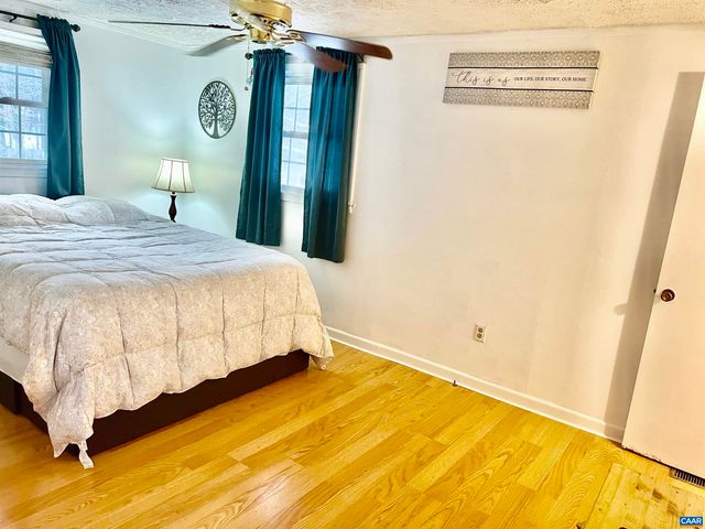 215 HEIGHTS HILL RD, Barboursville, VA 22923