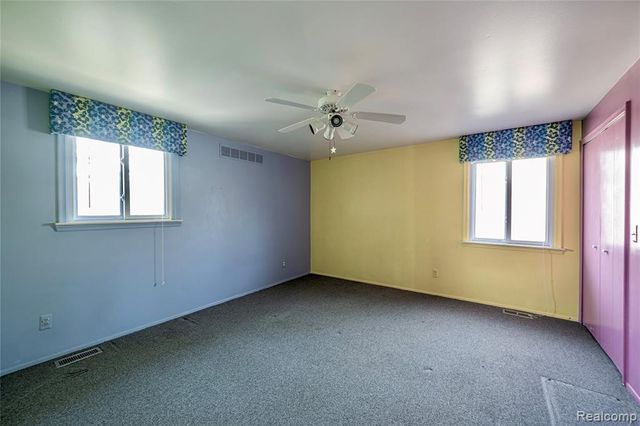 21660 Riverview Drive, Beverly Hills, MI 48025