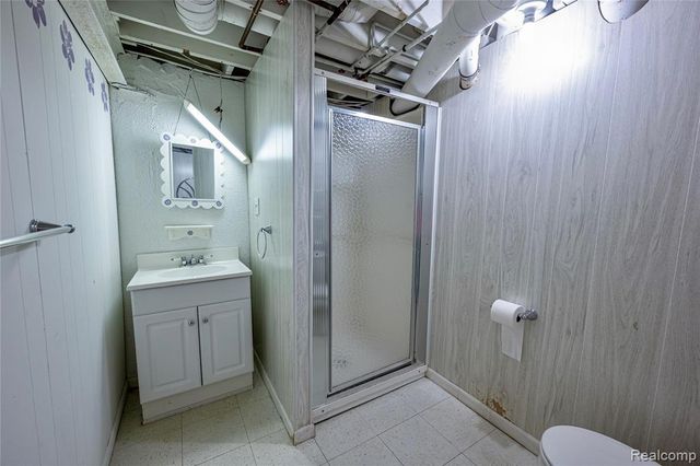 21660 Riverview Drive, Beverly Hills, MI 48025